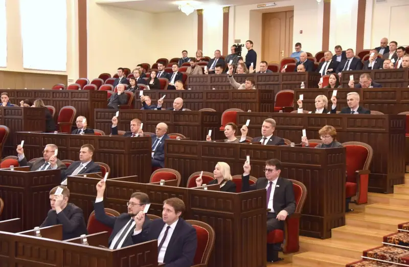 В Марий Эл скорректируют форму отчетности депутатов парламента о своих доходах