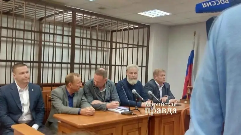 Пока «трешка»